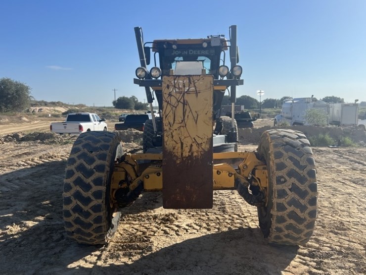 2011-deere-772gp-image-8