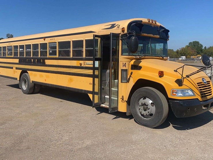 2009-blue-bird-bb-conventional-school-bus-image-4