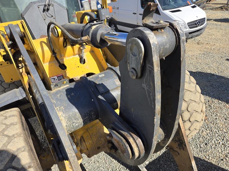 deere-624k-image-15