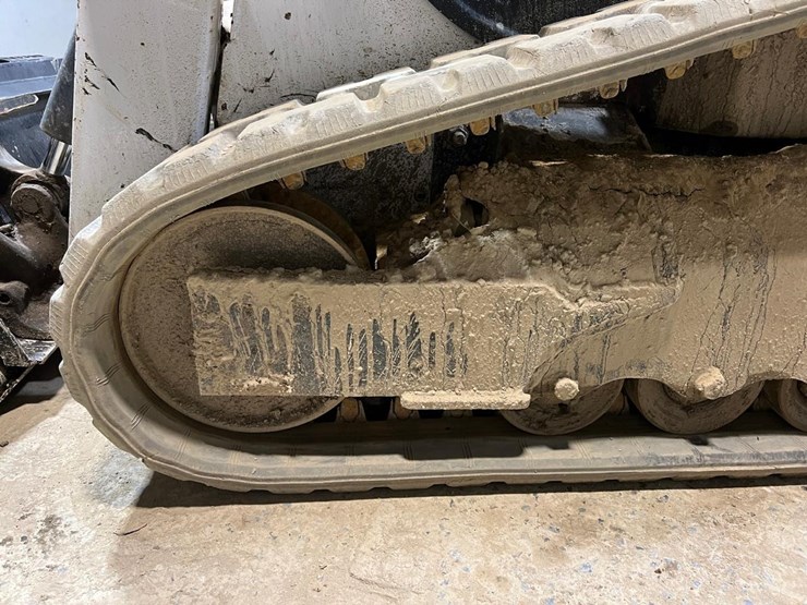 2021-bobcat-t64-image-14