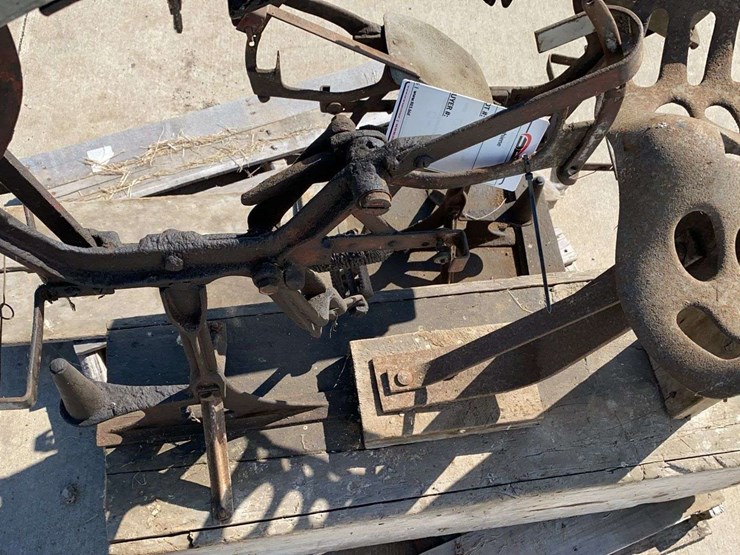 (2)-felins-tying-machines-image-6