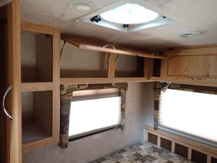 2007-big-foot-30mh26sl-26-ft-s/a-class-c-motorhome-image-61