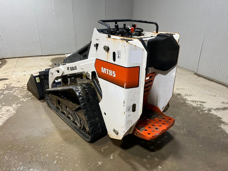 2019-bobcat-mt85-image-3