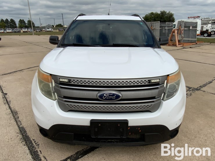 2014-ford-explorer-image-2