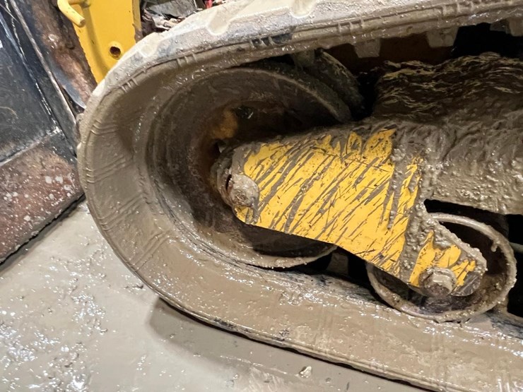 2019-caterpillar-259d-image-13