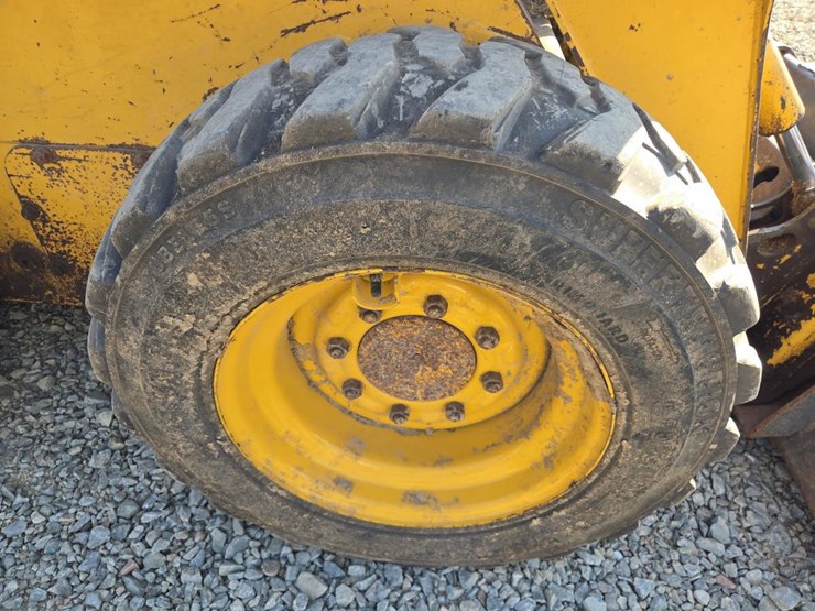 john-deere-250-image-43