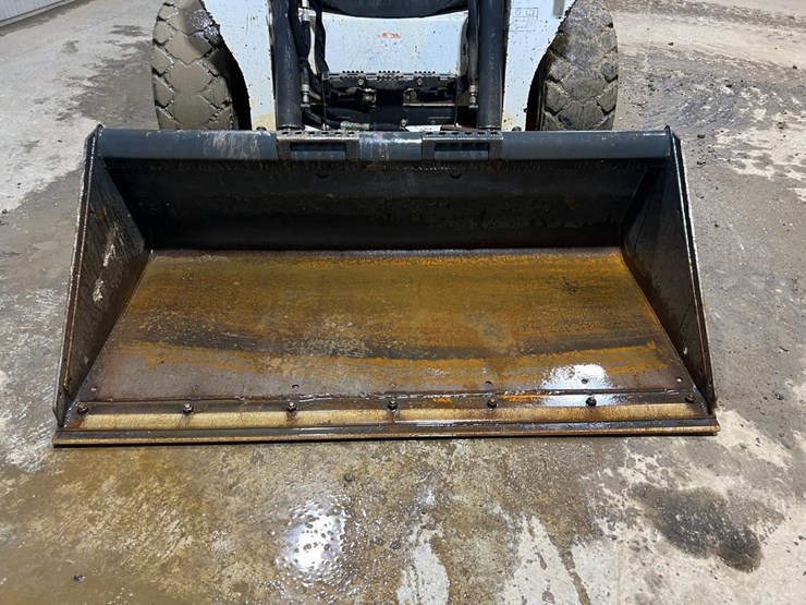 2017-bobcat-s550-image-9
