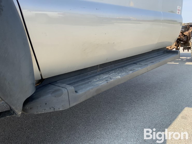 2015-ford-f550-xl-image-13