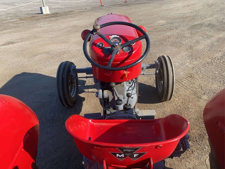 massey-ferguson-65-image-19