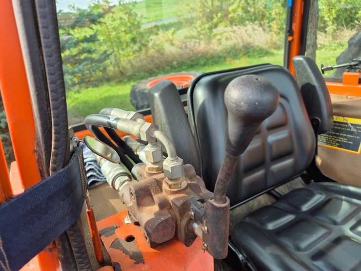 kubota-l2850-image-26