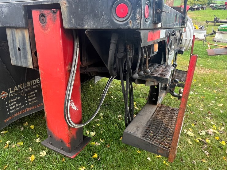 international-durastar-4300-image-8