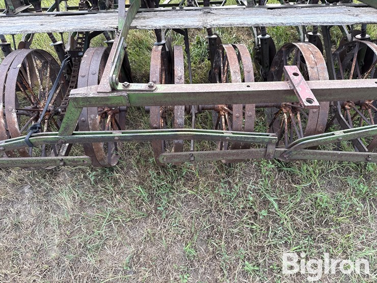 john-deere-14-image-17