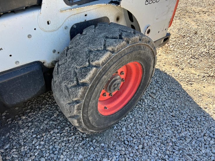 2019-bobcat-s650-image-12