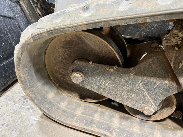 2019-bobcat-t870-image-13