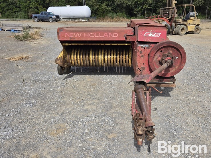 new-holland-275-image-2