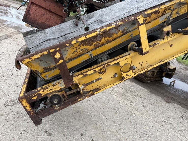 #1415-•-gomaco-gt3600-curb-machine-image-12