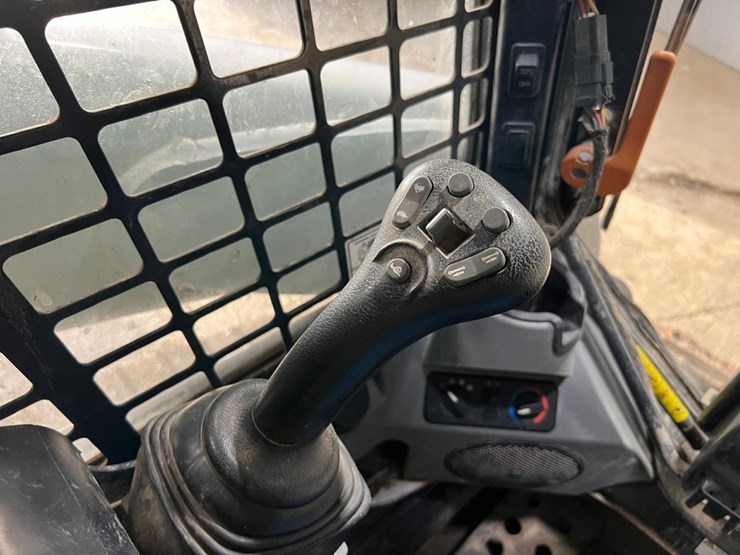 2019-bobcat-t650-image-28