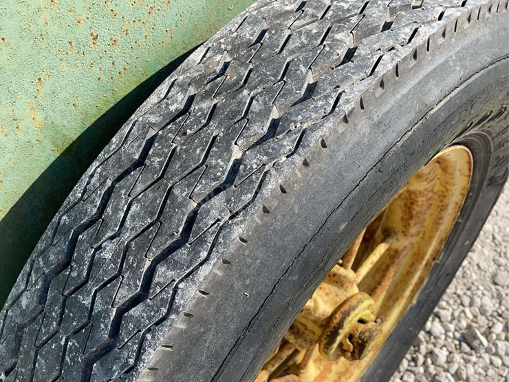 john-deere-h-image-11