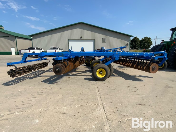 2013-landoll-7431-26-image-15