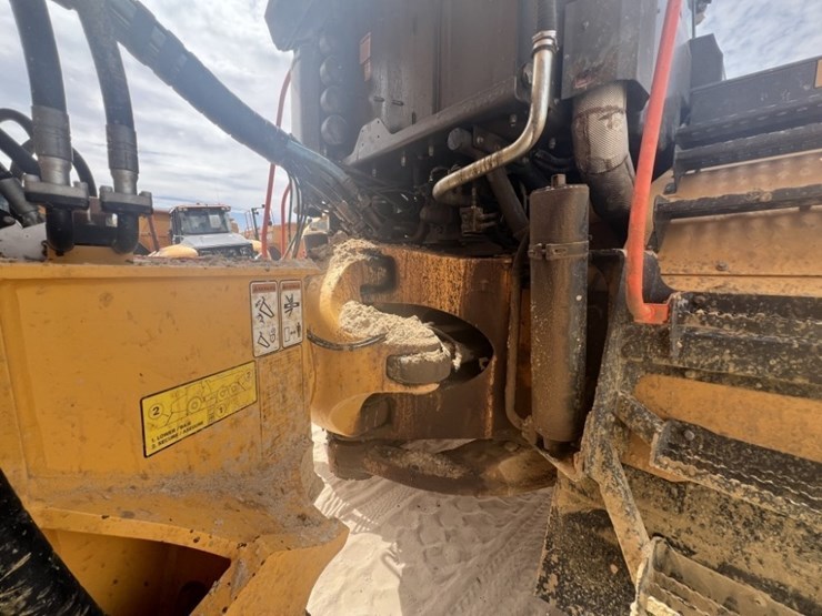 2019-volvo-a60h-image-26