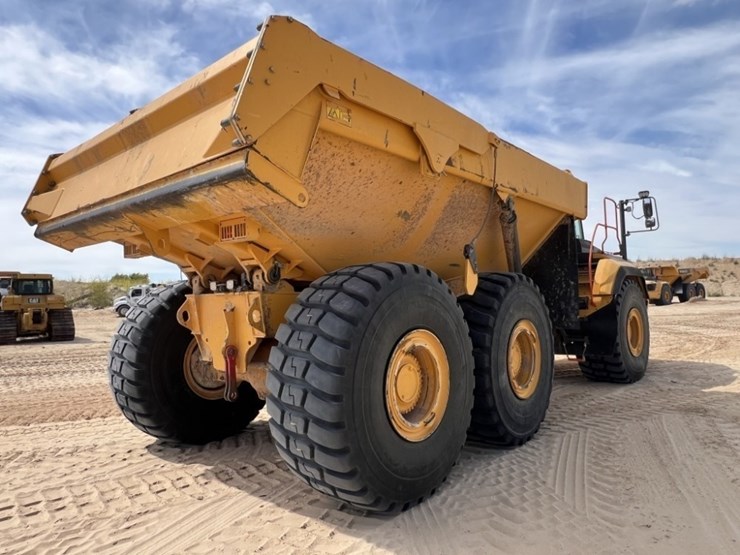 2020-volvo-a60h-image-5