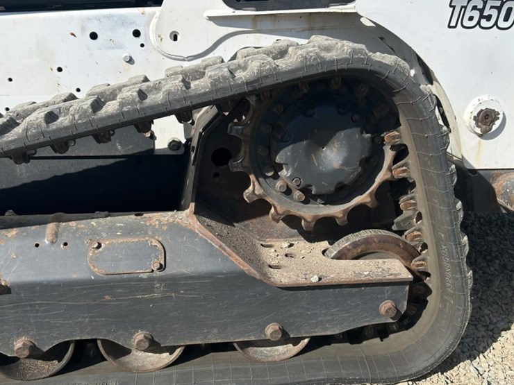 2019-bobcat-t650-image-66
