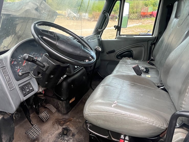 international-durastar-4300-image-16