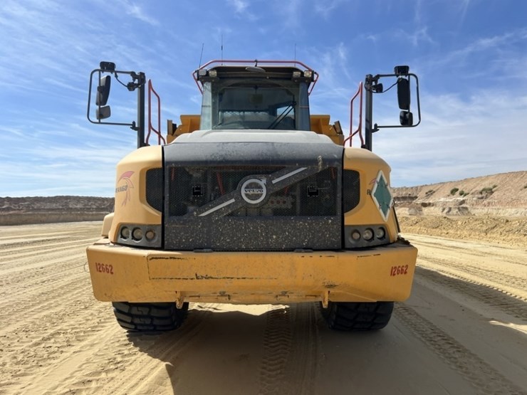 2020-volvo-a60h-image-8