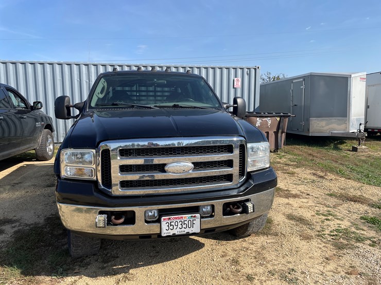 2005-ford-f250-image-1