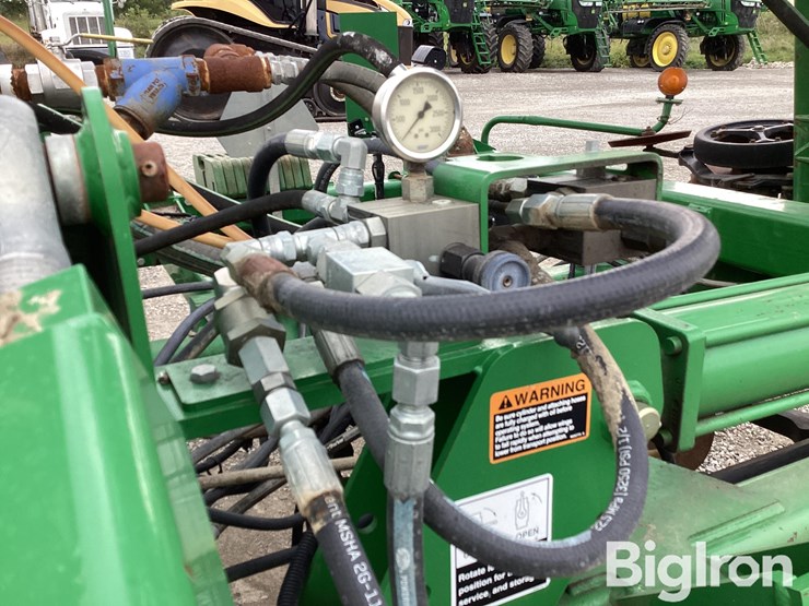 2014-john-deere-2510h-image-19