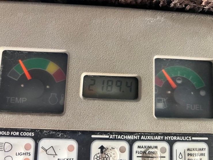 bobcat-s330-image-18