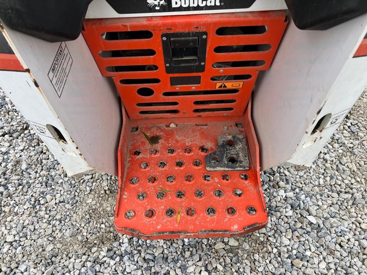 2020-bobcat-mt100-image-17