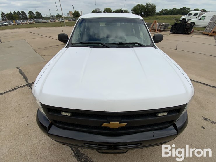2012-chevrolet-silverado-1500-image-16