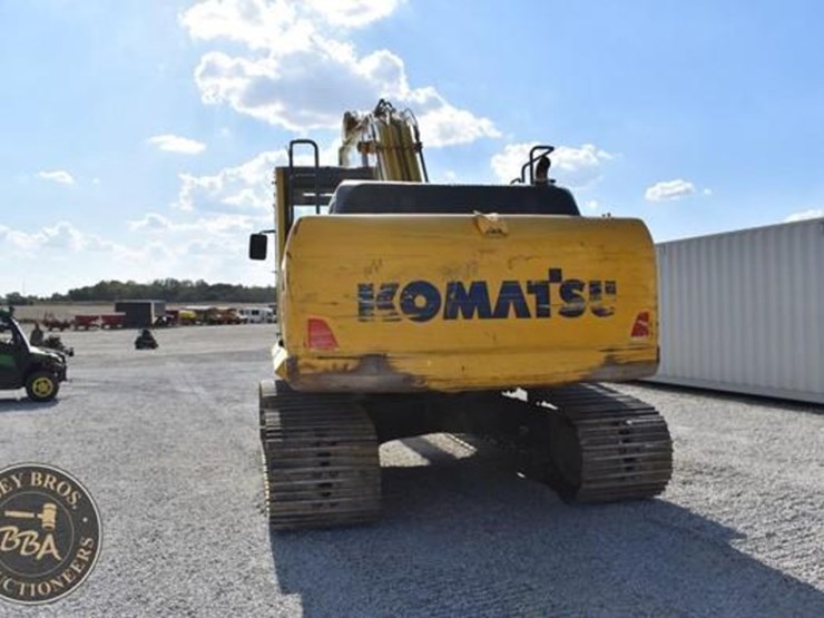 2014-komatsu-pc210-10-image-18