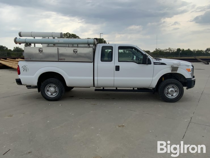 2015-ford-f250-xl-image-4
