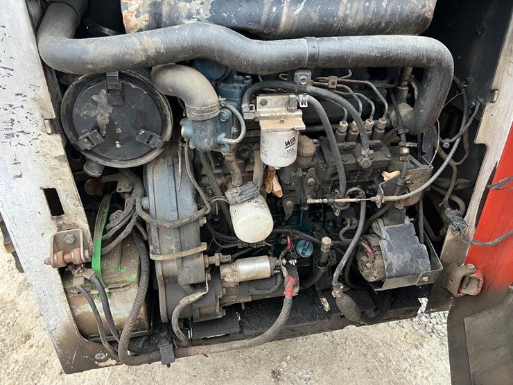 2008-bobcat-s300-image-14