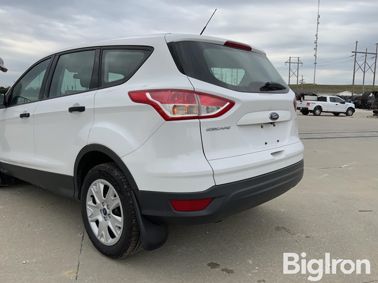 2014-ford-escape-image-15