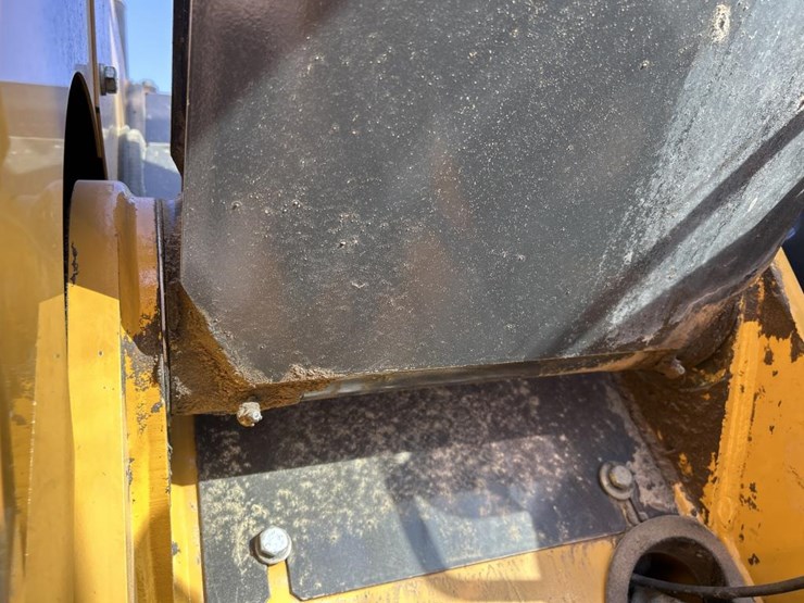 deere-75g-image-29