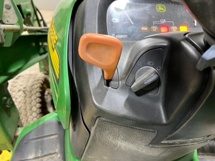 john-deere-5.5-image-24