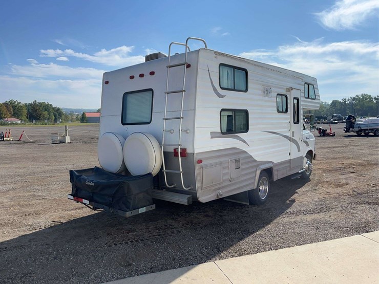 1980-sportsman-b-300-motorhome-image-4