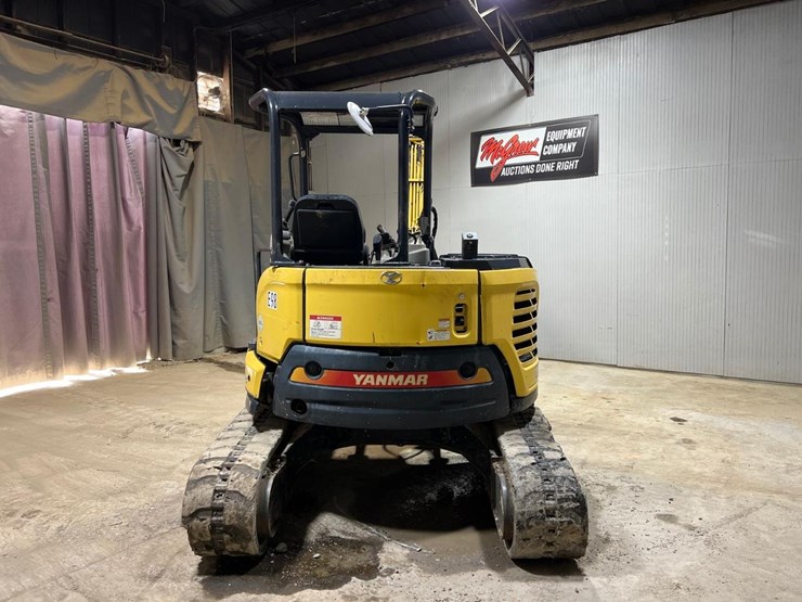 2016-yanmar-vio45-6a-image-5