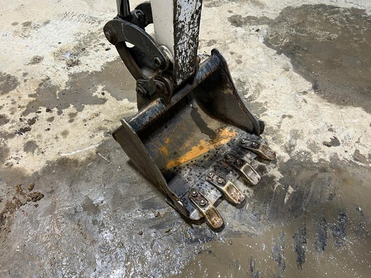 2019-bobcat-e20-image-10