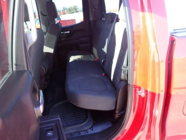 2022-chevrolet-silverado-1500-image-48