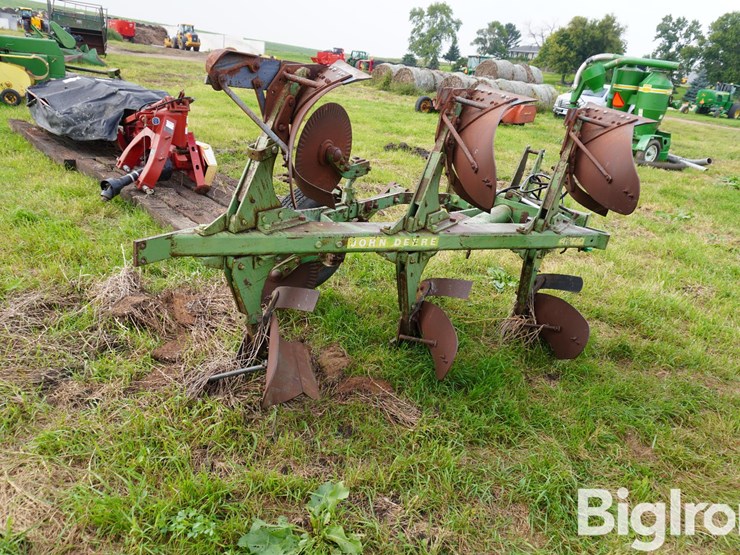 john-deere-4200-image-5