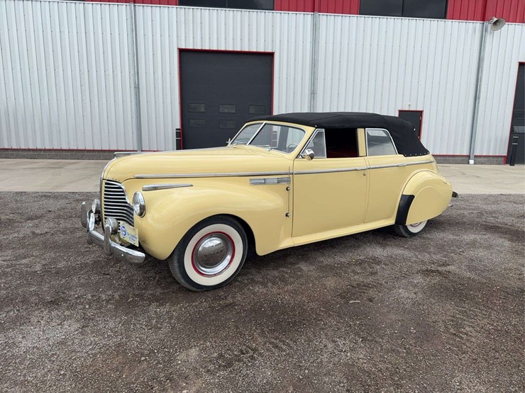 1940-buick-super-8-phaeton-image-1