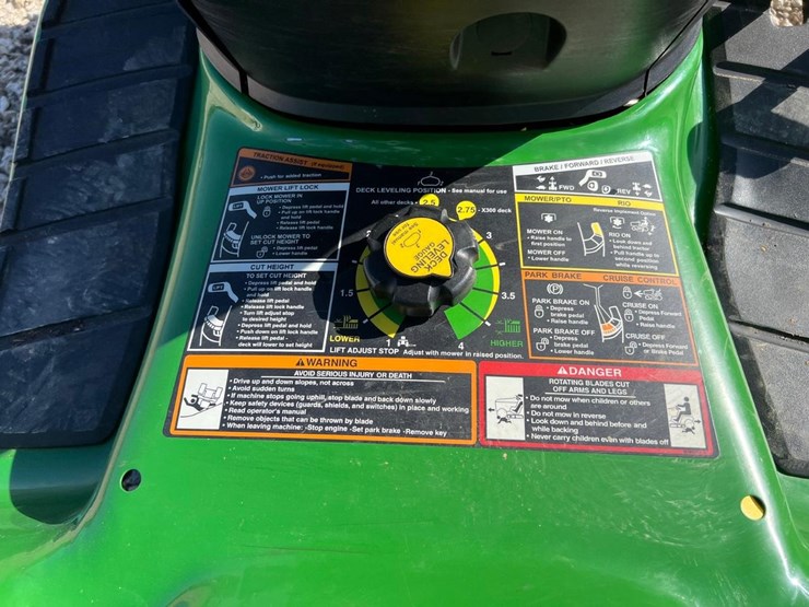 john-deere-x304-image-20
