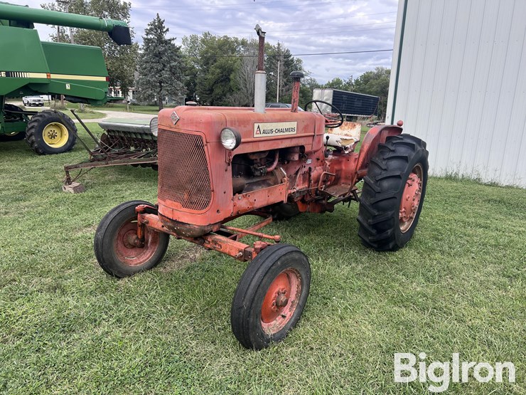 1957-allis-chalmers-d17-image-1