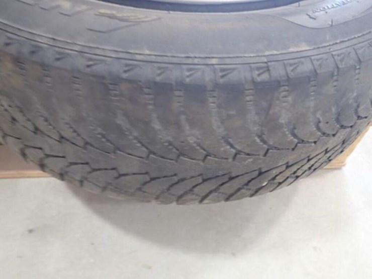 qty-of-(4)-antares-215/75r16-tires-&-rims-image-12