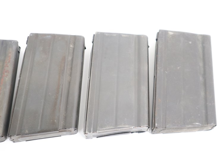 #41-•-#4040-•-(6)-fn-fal-steel-5rd-and-20rd-magazines.-1-5rd-and-5-20rd.-image-4