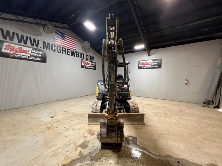 2016-yanmar-vio45-6a-image-9